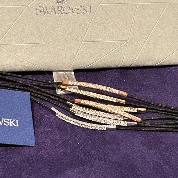 ✨ Edgy Swarovski Black Leather, Crystal Bracelet with Rose Gold Plated Settings - Picture 12 of 16